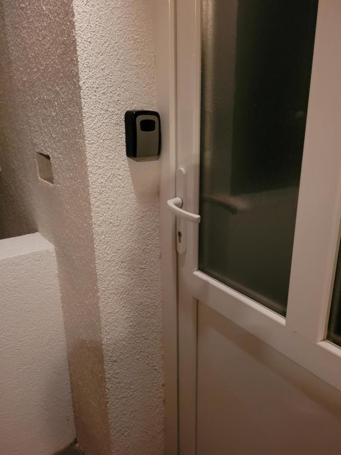Kod Dide - Entry With Pin 0-24H Apartamento Slavonski Brod Exterior foto